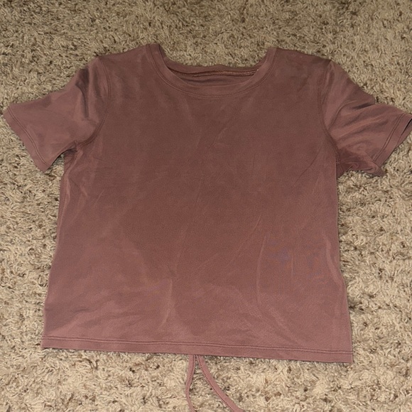 lululemon cropped tie open back t-shirt. mauve color - Picture 1 of 2
